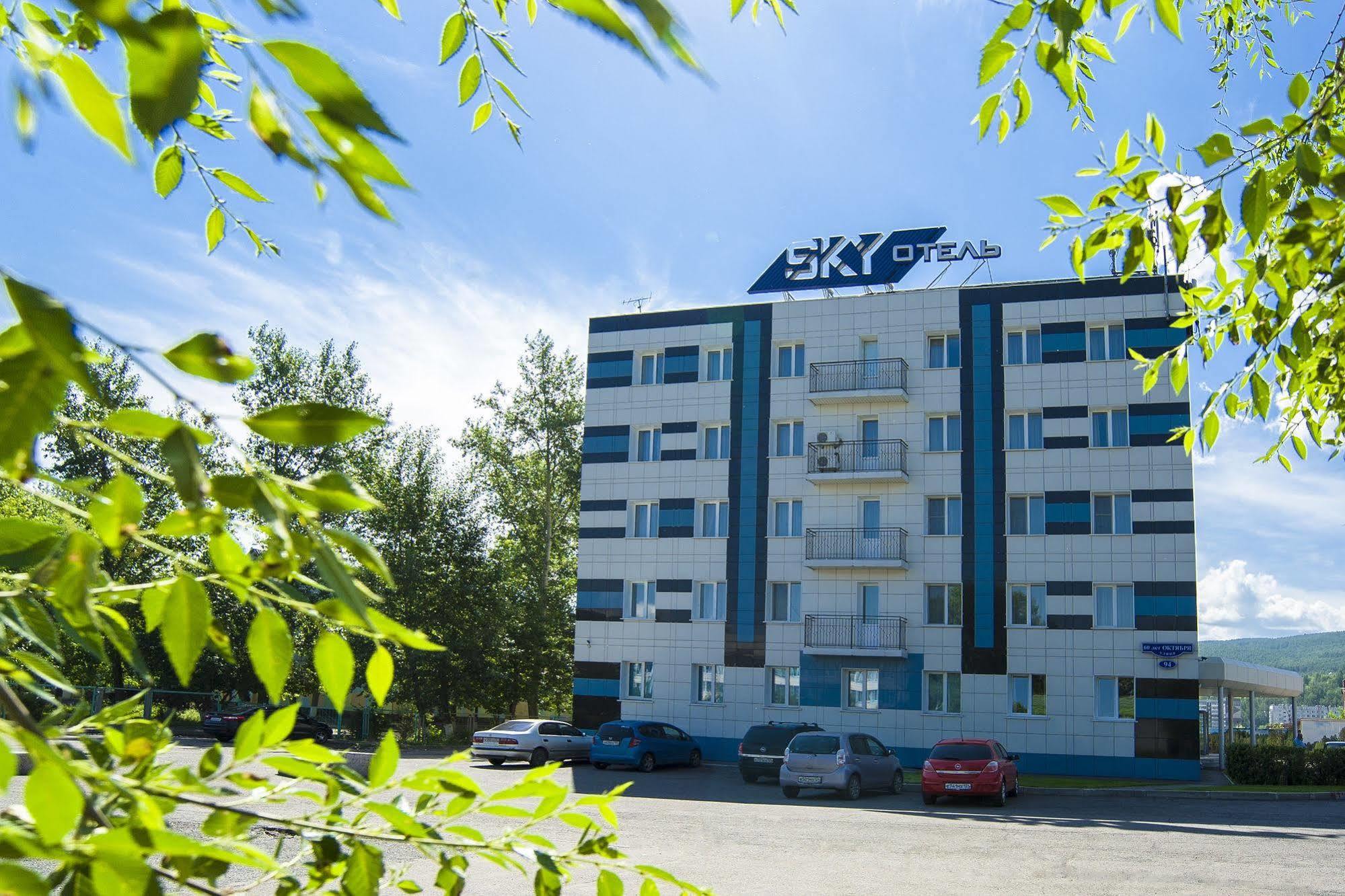 Sky Hotel Krasnojarsk Eksteriør billede